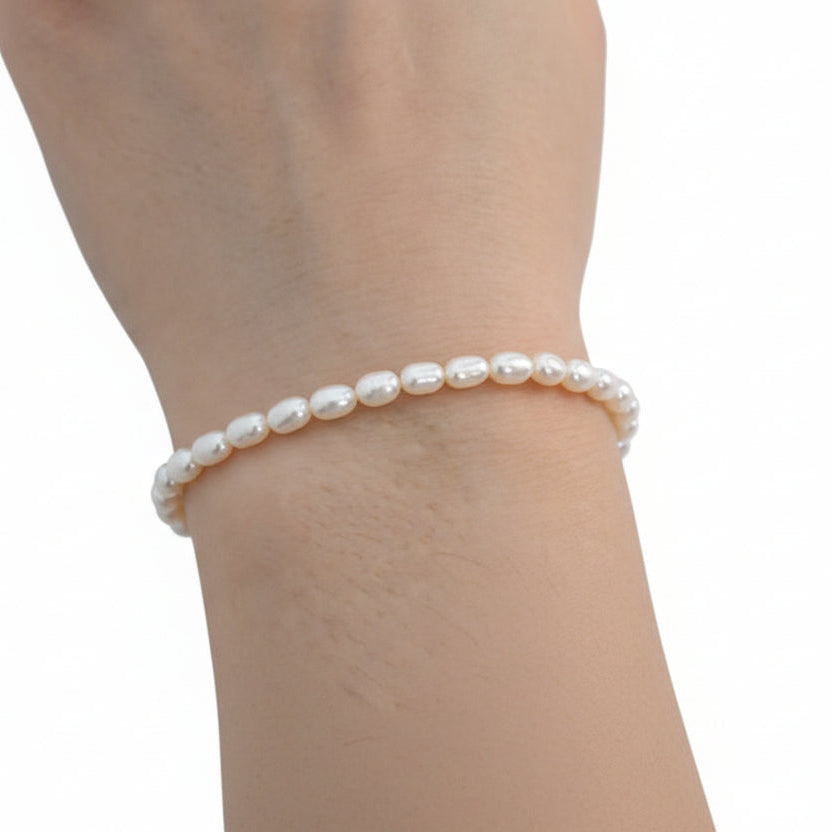 Elastic Pearl Bracelet Women