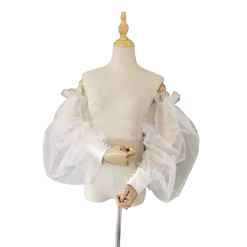 Exaggerated Wedding sleeve