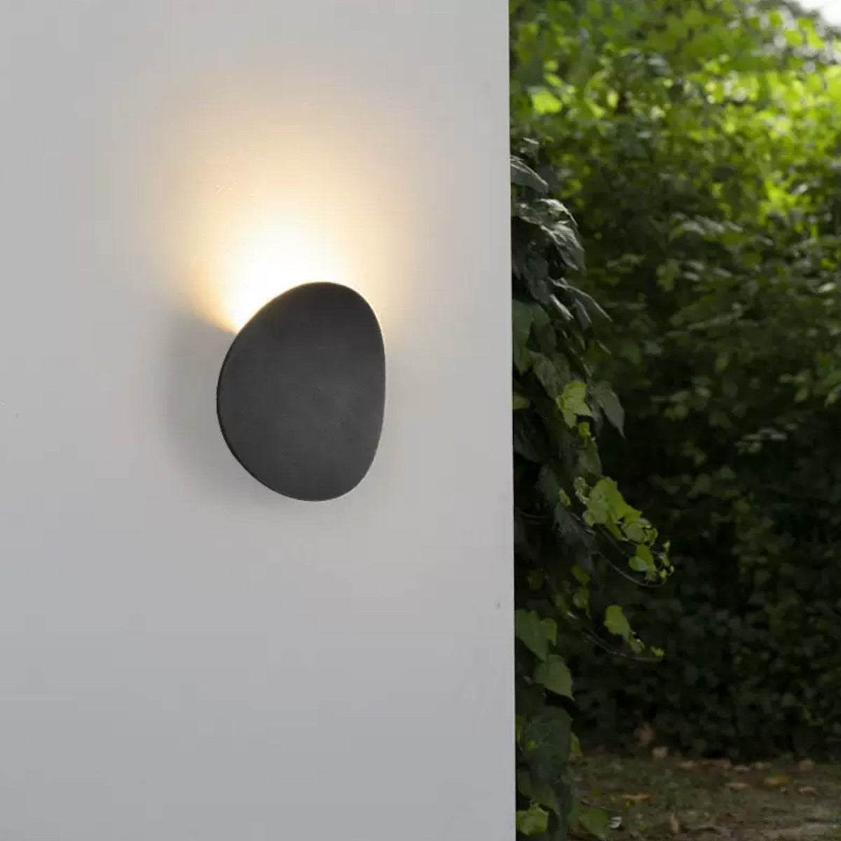Minimalist Wall Lamp