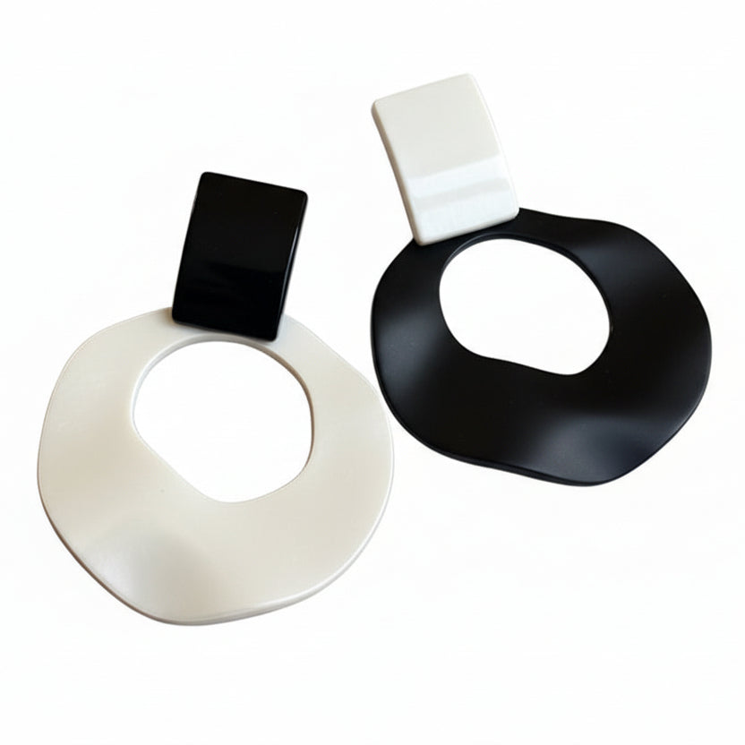Geometric Irregular Circle Earrings