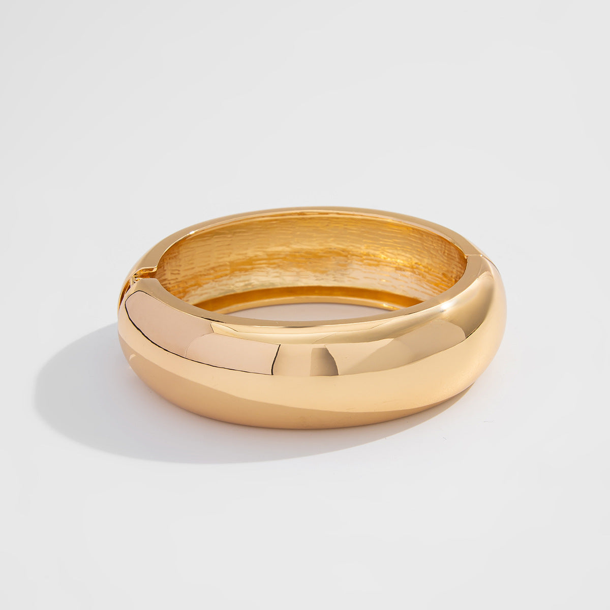 Curved Smooth Surface, Spring Bracelet Irregular