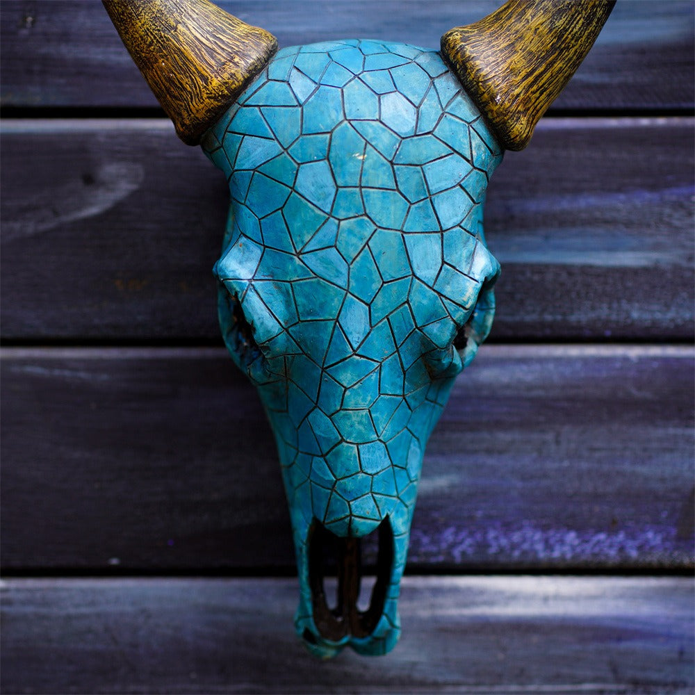 Wall ornaments with pointed cow head bone
