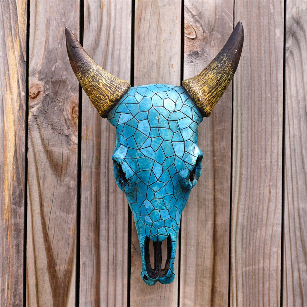 Wall ornaments with pointed cow head bone