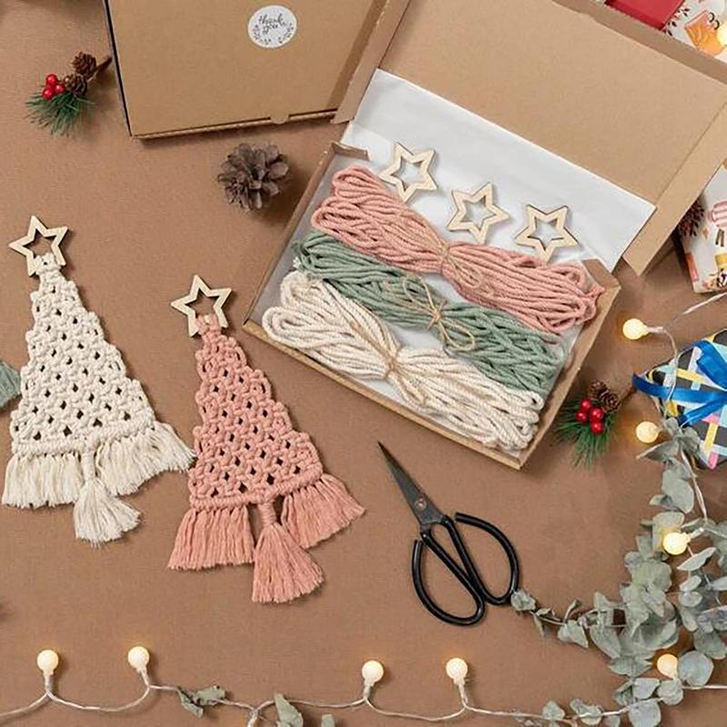DIY Handwoven Christmas Tree